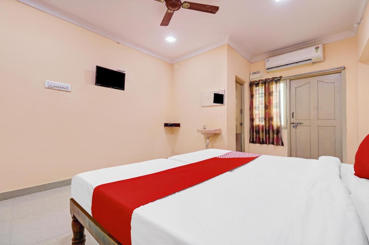 Oyo 81409 Hotel Sivajothi 투티코린 외부 사진